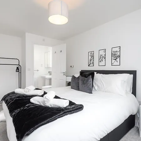 Spacious Luxury House In Canterbury With Free Parking & Garden - Sleeps 7 Exterior foto